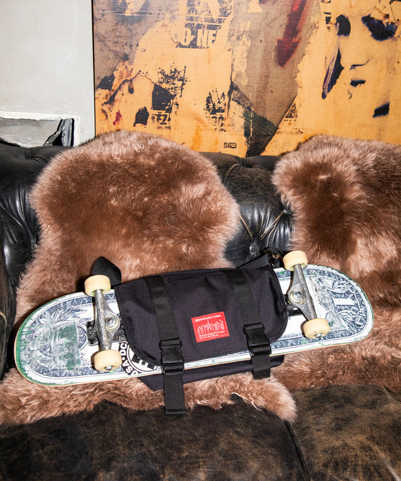 【直営店限定】DC Shoes 26 MP VINTAGE MESSENGER BAG ショルダーバッグ