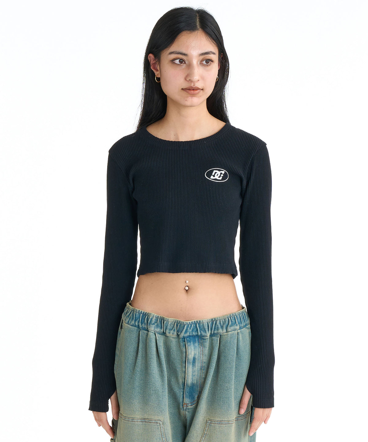 【希少】00s AC/DC ロンT フェード バンT 短丈 ブラック 2005年 OUTLET】DC SHOES ウィメンズ 26 WS TELECO SHORT LS クロップド丈