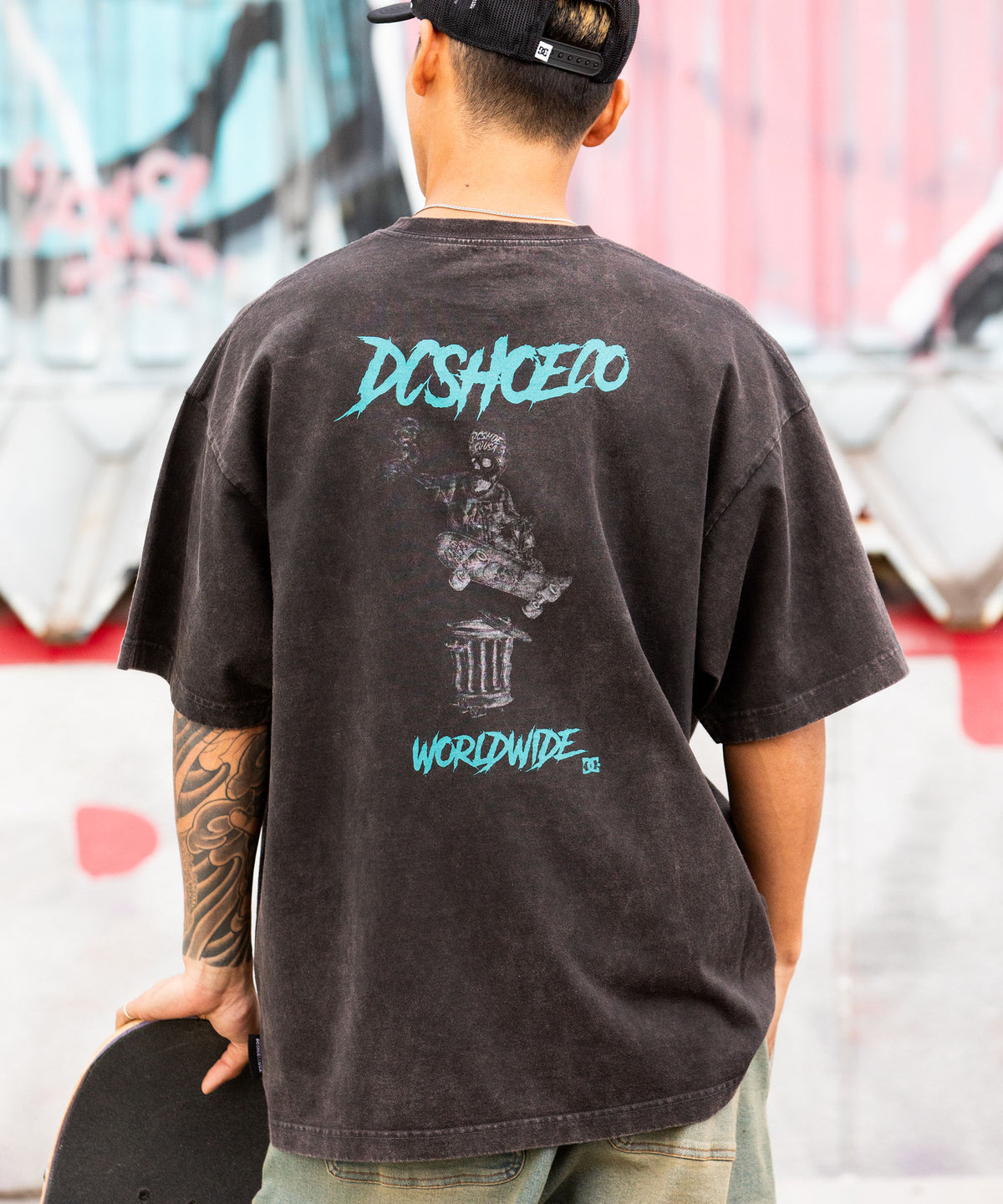 dinoworks JUICE SUMMER Tシャツポーカーズ黒水色