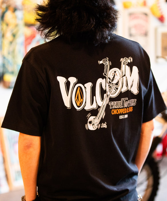 【直営店限定】 VOLCOM メンズ FUSTY WORKS SS TEE Ⅰ Tシャツ 【2026年春夏モデル】