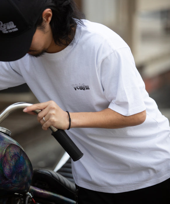 【直営店限定】 VOLCOM メンズ FUSTY WORKS 2025 SS TEE Ⅱ Tシャツ 【2026年春夏モデル】