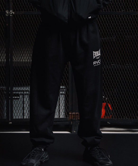 Rvca everlast パーカー　スウェットパンツ krazy bee RVCA × EVERLASTコラボパーカーセットアップ RVCAとEVERLASTが