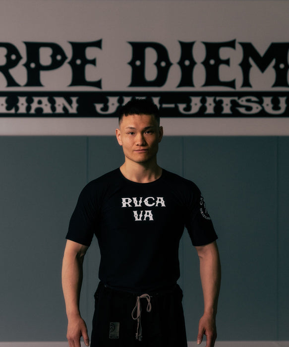 RVCA SPORT メンズ CARPE DIEM X RVCA RS ST ラッシュガード 【2026年夏モデル】