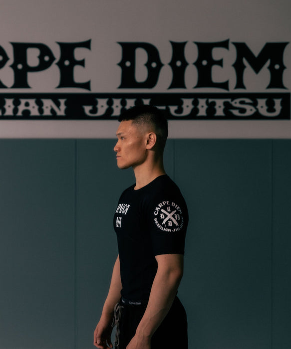 RVCA SPORT メンズ CARPE DIEM X RVCA RS ST ラッシュガード 【2026年夏モデル】