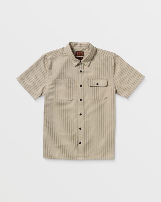 OUTLET】VOLCOM Trade Stone Short Sleeve - Light Khaki