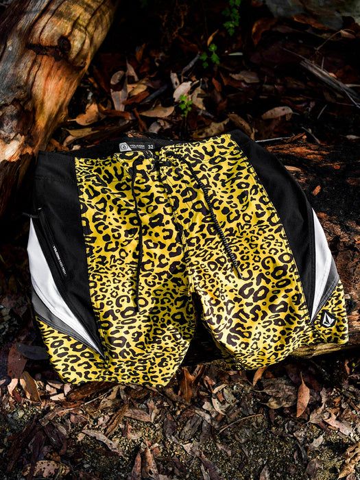 OUTLET】VOLCOM Surf Vitals Jack Robinson Mod-Tech Trunks - Lemon