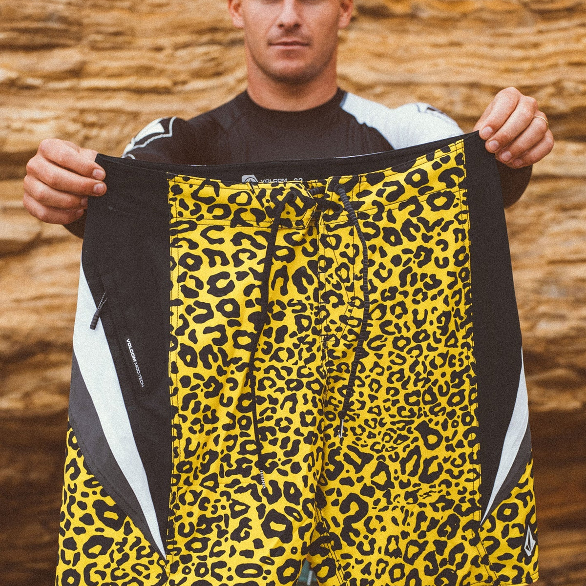 OUTLET】VOLCOM Surf Vitals Jack Robinson Mod-Tech Trunks - Lemon