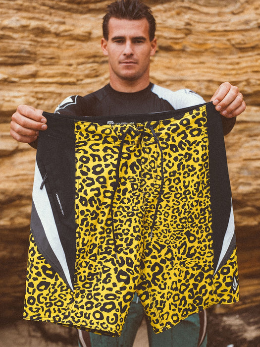 OUTLET】VOLCOM Surf Vitals Jack Robinson Mod-Tech Trunks - Lemon