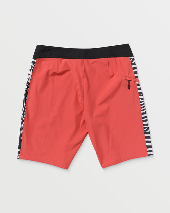 【OUTLET】VOLCOM Mingle Mod-Tech Trunks - Cranberry
