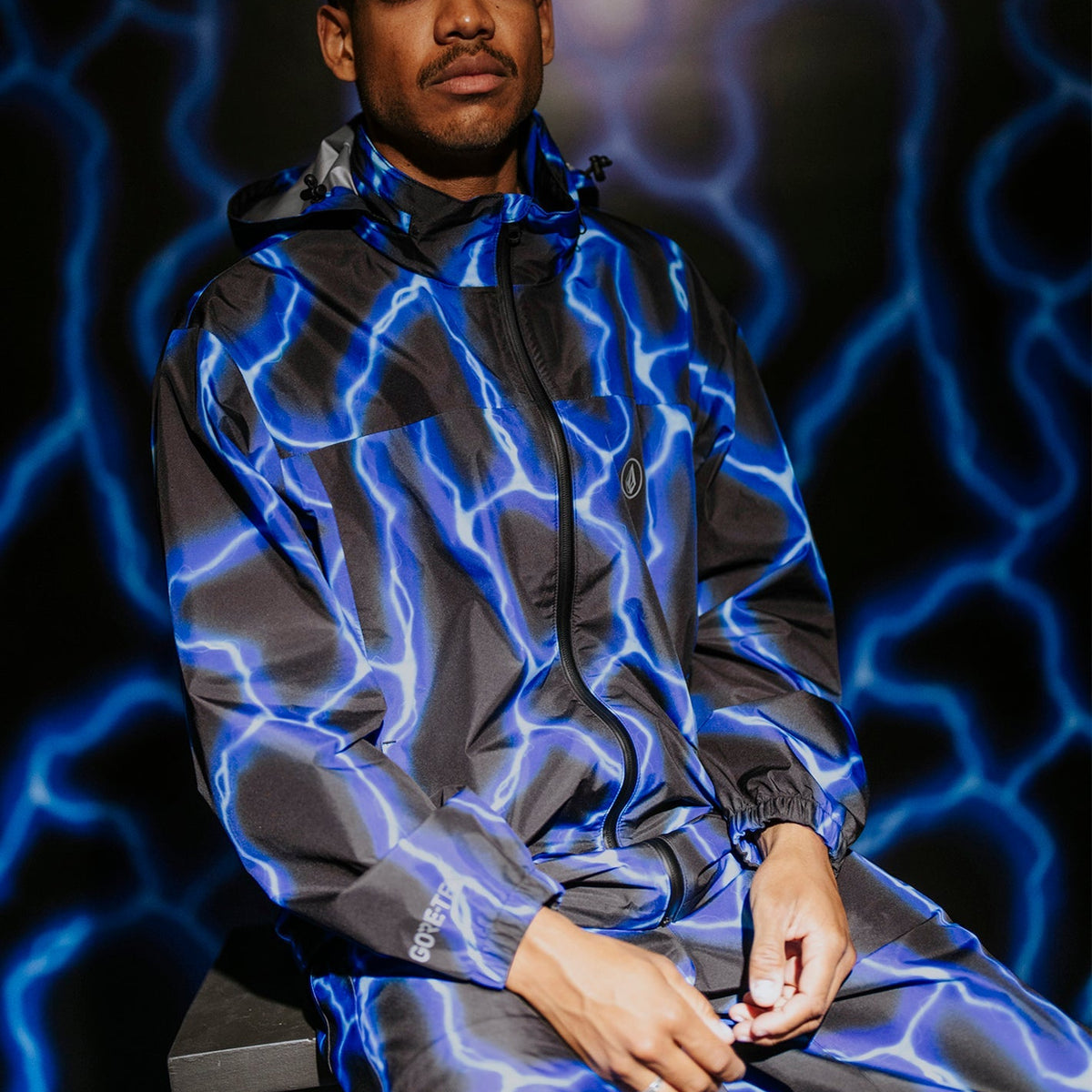 OUTLET】VOLCOM Featured Artist Travis Spinks Gore-Tex Jacket - Black