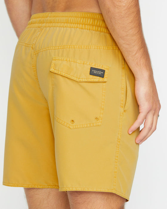 【OUTLET】VOLCOM CENTER TRUNK 17 - SEEDY YELLOW