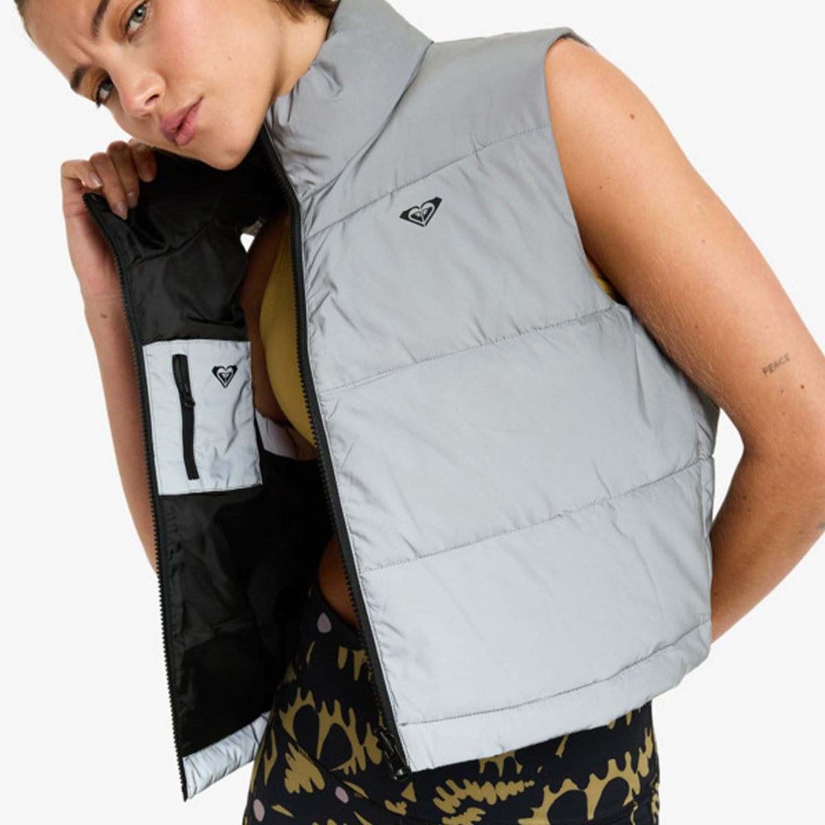 OUTLET FAMILY SALE】Roxy Fitness MOVE FREE PUFFY VEST ウィメンズ