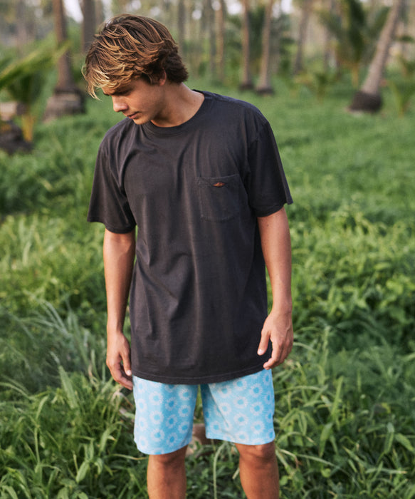 QUIKSILVER メンズ SURFSILK SCALLOP 18 ボードショーツ フィットタイ 18インチ インナーショーツなしタイプ 4WAYストレッチ・撥水加工 【2026年春夏モデル】