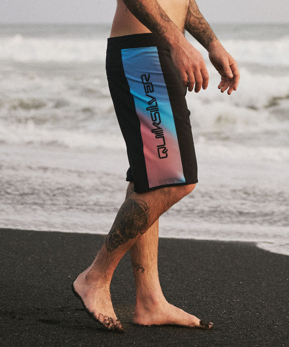 QUIKSILVER メンズ SURFSILK HOLMES 20 ボードショーツ フィットタイ 20インチ インナーショーツなしタイプ 4WAYストレッチ・撥水加工 【2026年春夏モデル】