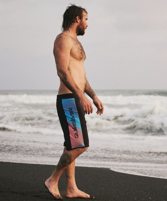 QUIKSILVER メンズ SURFSILK HOLMES 20 ボードショーツ フィットタイ 20インチ インナーショーツなしタイプ 4WAYストレッチ・撥水加工 【2026年春夏モデル】