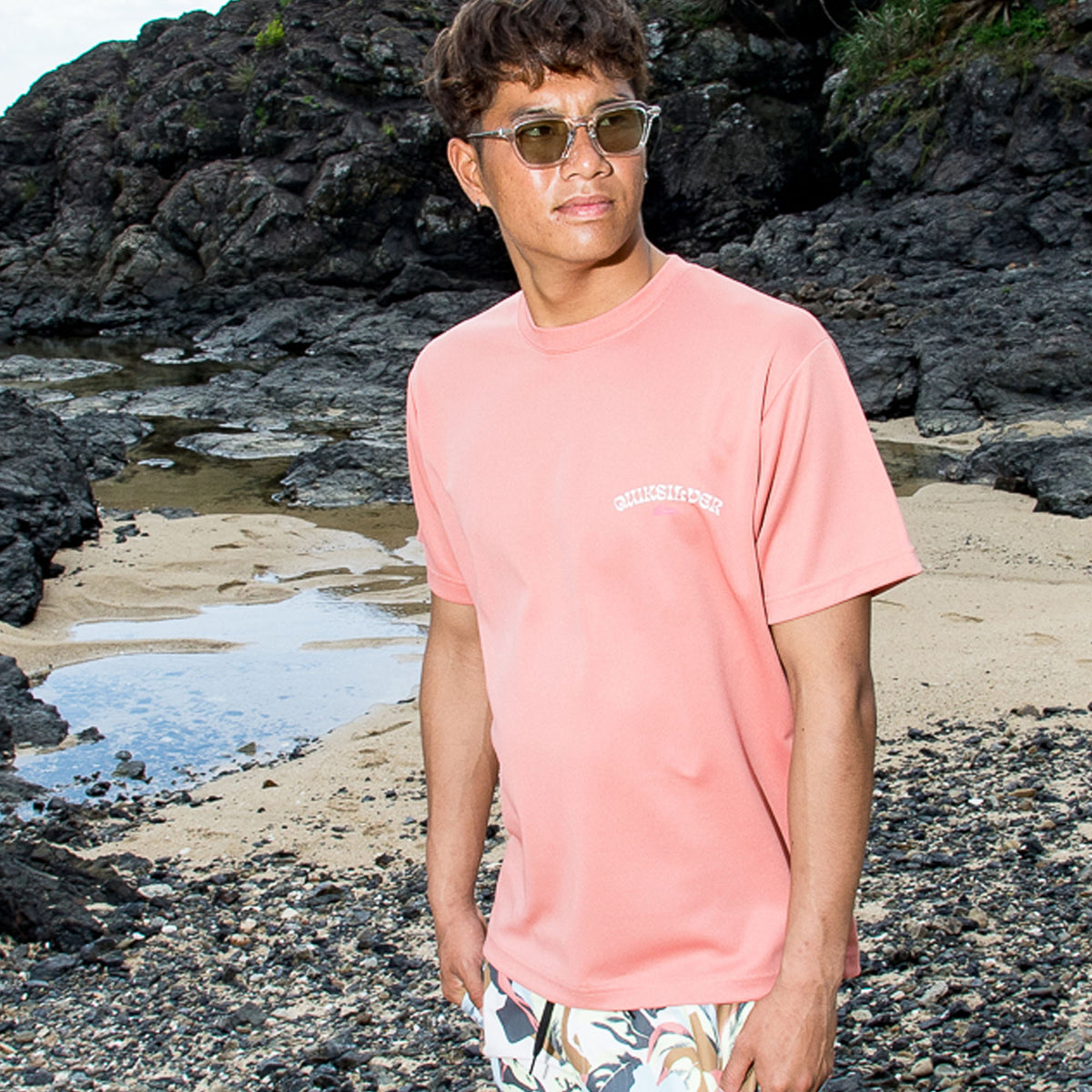 QUIKSILVER メンズ URBAN LOGO SS 半袖Tシャツ 速乾 UPF50+ ドライ