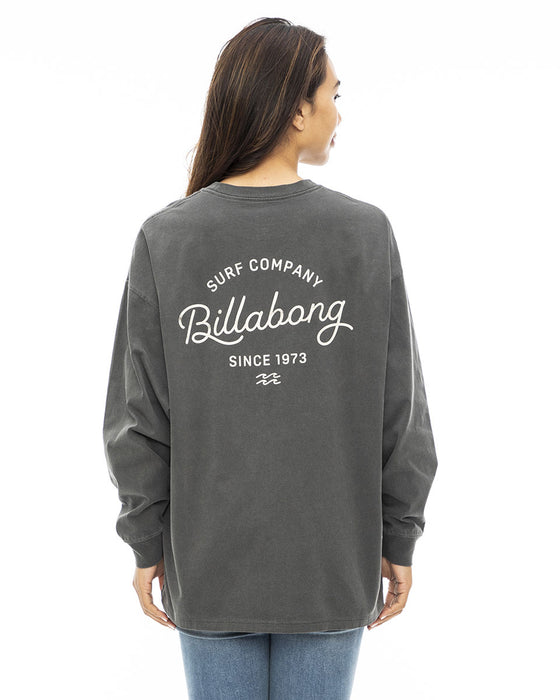 【OUTLET】BILLABONG レディース GRUNGE CLEAN SCRIPT LOGO LS TEE ロンＴ 【2023年秋冬モデル】