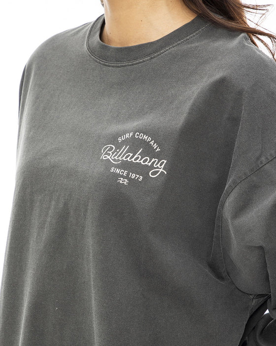 【OUTLET】BILLABONG レディース GRUNGE CLEAN SCRIPT LOGO LS TEE ロンＴ 【2023年秋冬モデル】