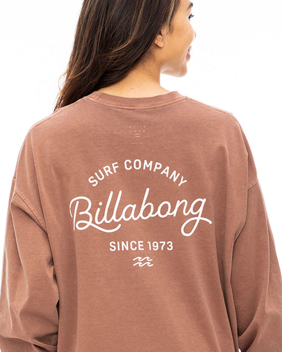 【OUTLET】BILLABONG レディース GRUNGE CLEAN SCRIPT LOGO LS TEE ロンＴ 【2023年秋冬モデル】