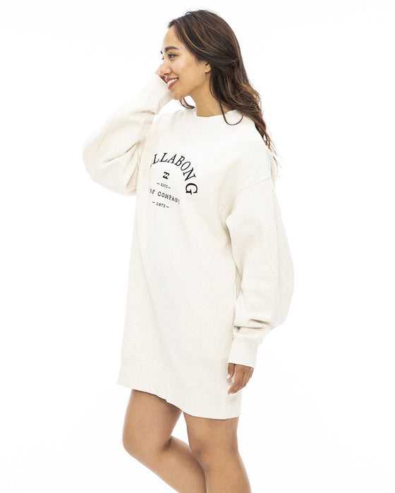 【OUTLET】BILLABONG レディース COLLEGE LOGO SWEAT ONEPIECE スウェットワンピース 【2023年秋冬モデル】