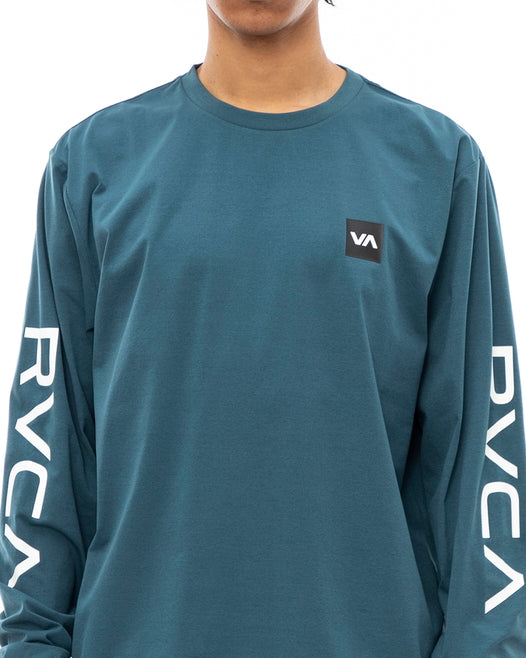 【OUTLET】RVCA SPORTS メンズ 【ALWAYS READY】 RVCA 2X LT ラッシュガード【2023年秋冬モデル】