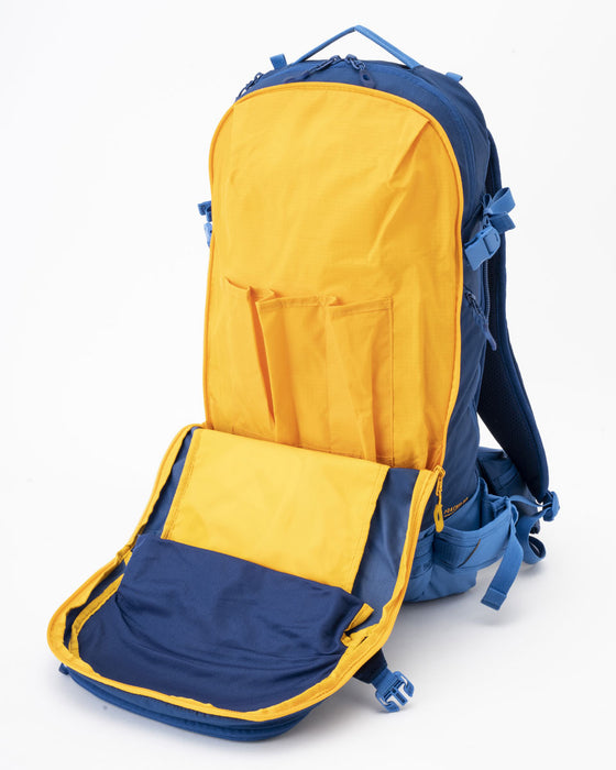 【OUTLET】DAKINE POACHER 22L バックパック DBL 【2023/2024年冬モデル】