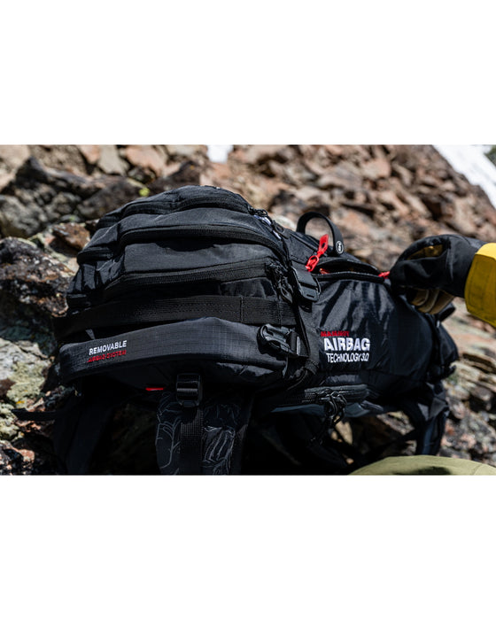 【OUTLET】【オンライン限定】DAKINE TEAM POACHER RAS 36L バックパック BLK 【2023/2024年冬モデル】