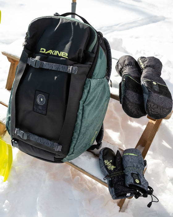 【OUTLET】DAKINE TEAM MISSION PRO 32L バックパック DKF 【2023/2024年冬モデル】