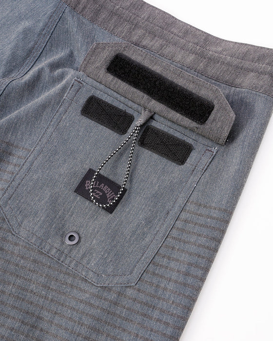 【OUTLET】BILLABONG メンズ 【LO TIDES】 73 LT ボードショーツ/サーフトランクス  【2024年春夏モデル】