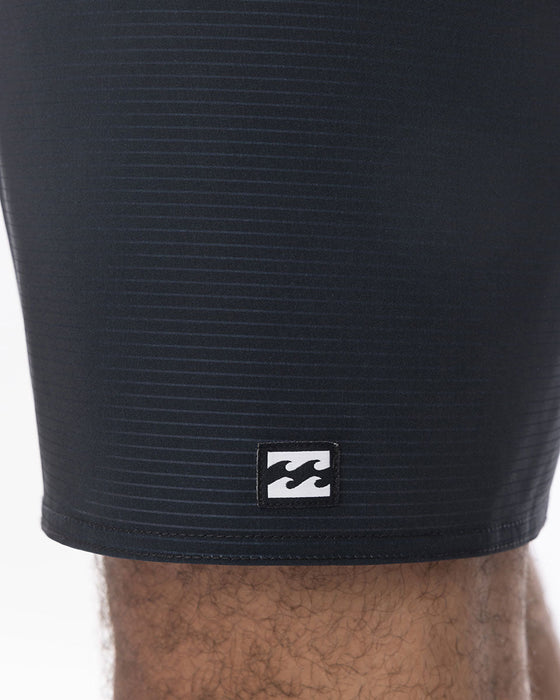 【OUTLET】BILLABONG メンズ 【AIR LITE】 FIFTY50 AIRLITE ボードショーツ/サーフトランクス  【2024年春夏モデル】