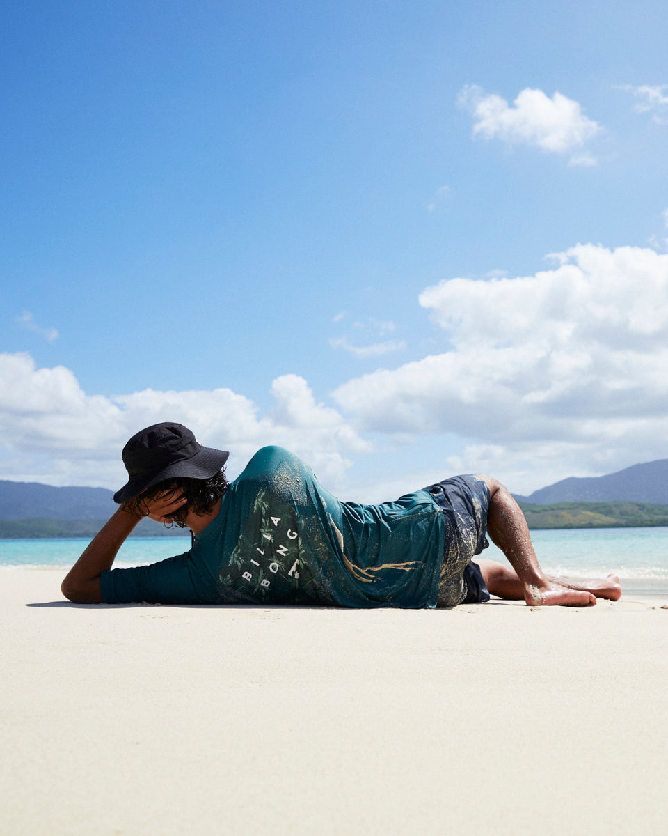 OUTLET】BILLABONG メンズ RASH HALF SLEEVE TEE ラッシュガード