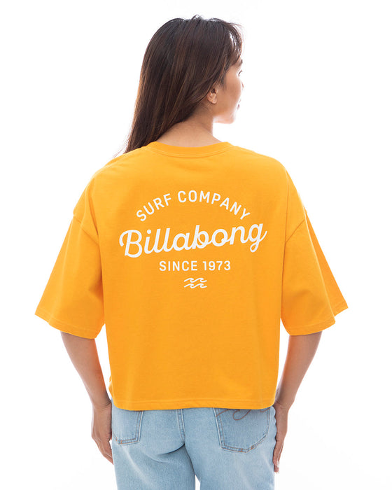【OUTLET】BILLABONG レディース 【Shino's Favorite Items】 ARCH LOGO CROPPED TEE クロップドＴシャツ 【2024年春夏モデル】