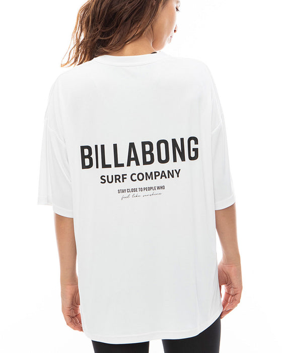 ◆ビーチタオルプレゼント対象◆BILLABONG レディース 【FOR SAND AND WATER】 LOGO BIG RASH TEE ラッシュTシャツ【2024年春夏モデル】