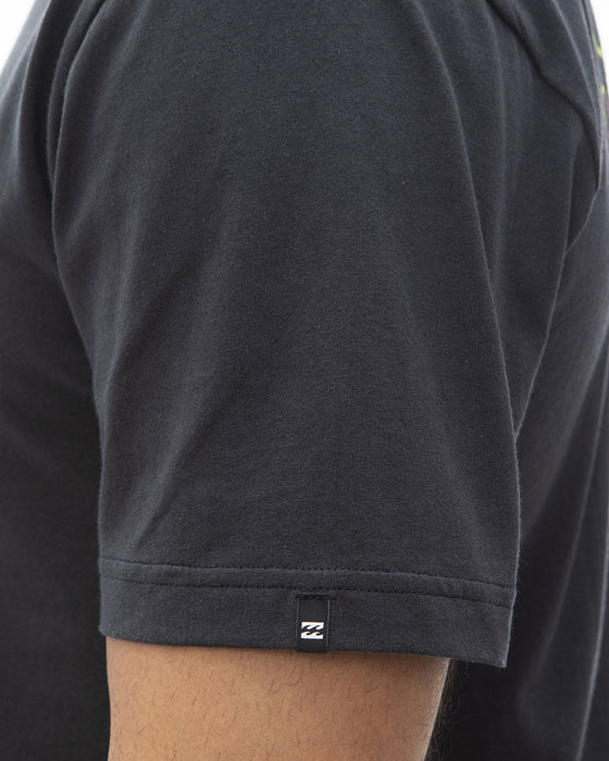 【OUTLET】BILLABONG メンズ TRIBONG ARCH Ｔシャツ 【2024年夏モデル】