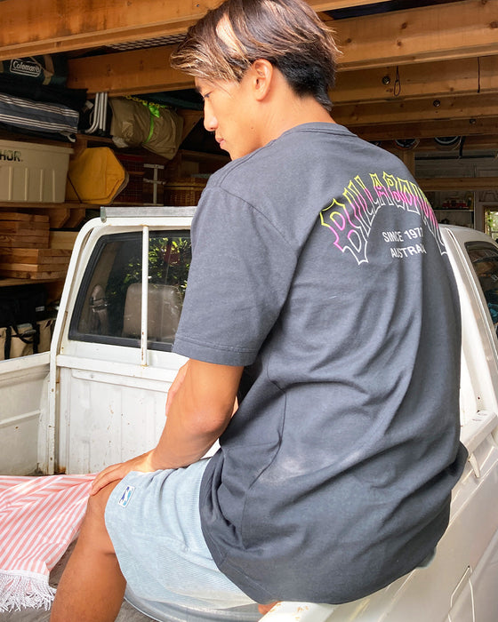 【OUTLET】BILLABONG メンズ TRIBONG ARCH Ｔシャツ 【2024年夏モデル】