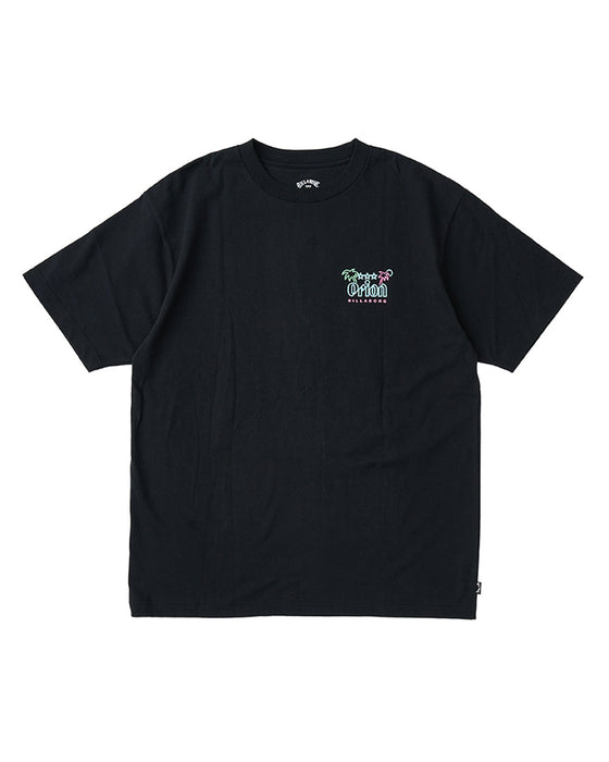 【OUTLET】BILLABONG メンズ ORION BEER x BILLABONG COLLECTION TROPICAL TRIANGLE TEE Tシャツ BLK 【2024年夏モデル】