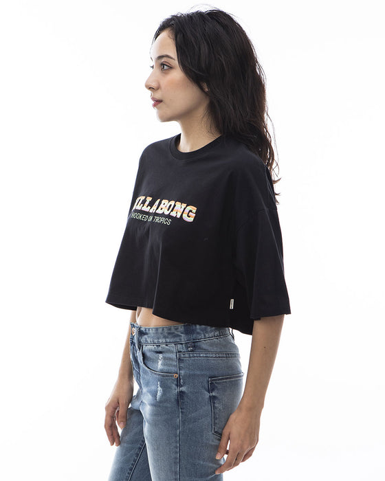 【OUTLET】BILLABONG レディース EMB LOGO SHORT CROPPED TEE クロップドＴシャツ 【2024年夏モデル】