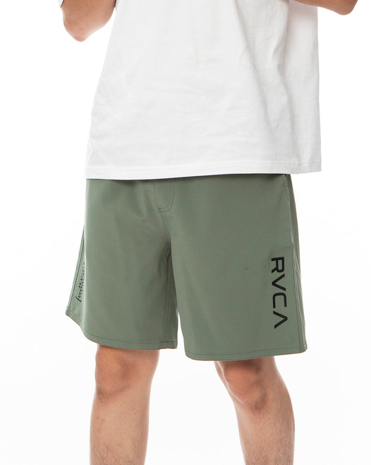 【SALE】RVCA メンズ THRASHED WALKSHORTS ウォークパンツ/ショートパンツ 【2024年春夏モデル】