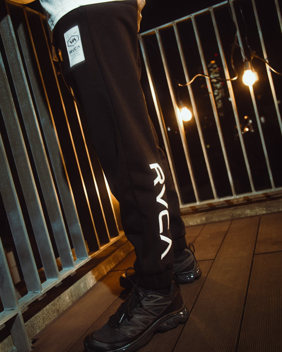 RVCA メンズ 【RVCAxAZUL BY MOUSSY】 RVCA X AZUL SLIM SWEATPANTS セットアップボトムス BLK 【2024年冬モデル】