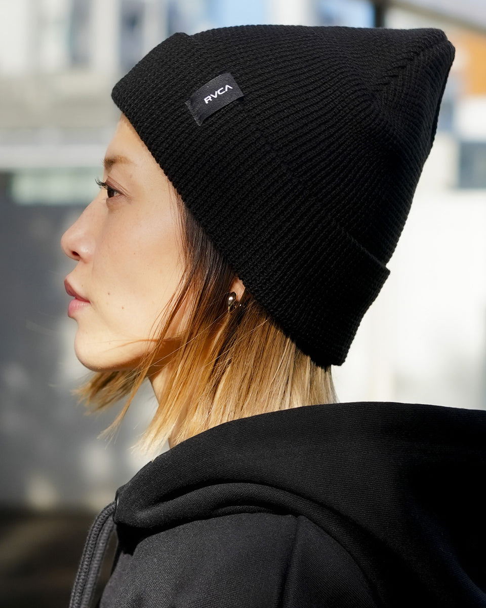 BE042932-BLK-2024F-s-70-