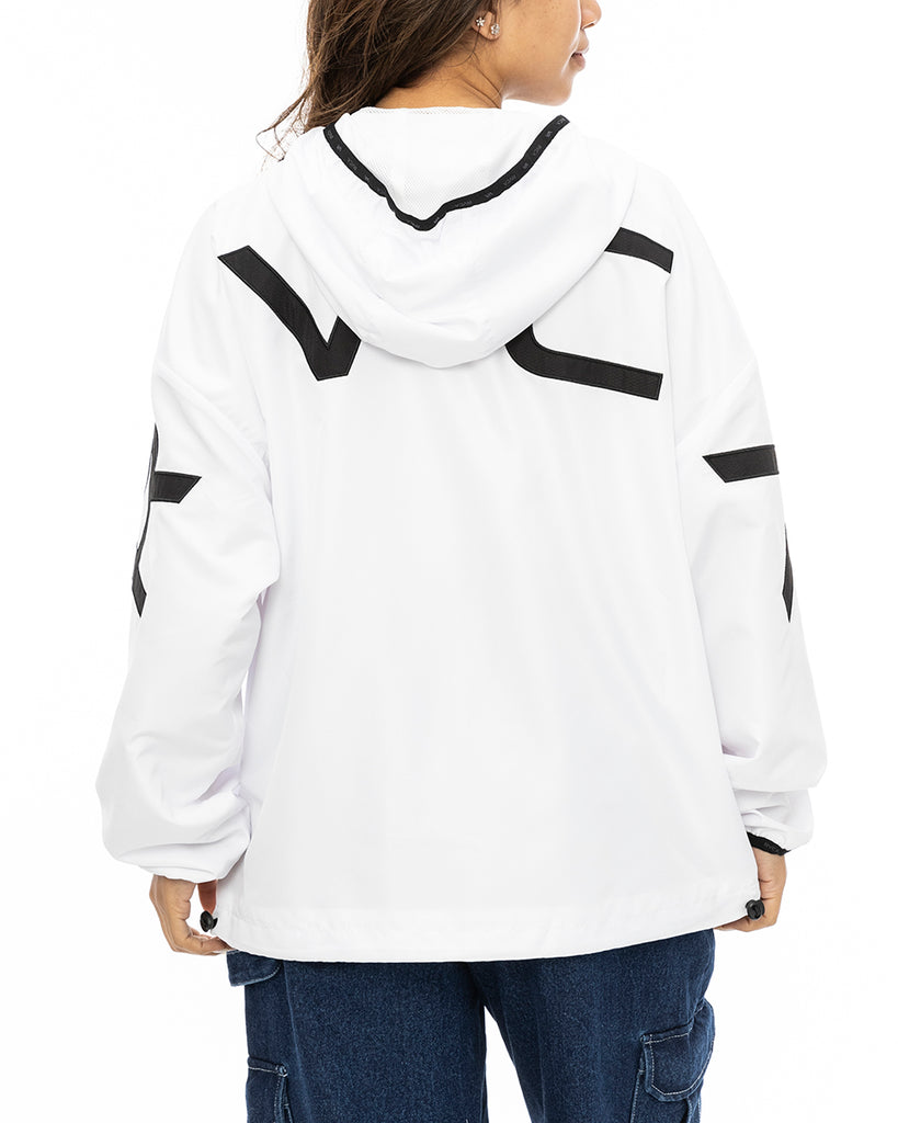BE044759-WHT-2024F-s-02- 
