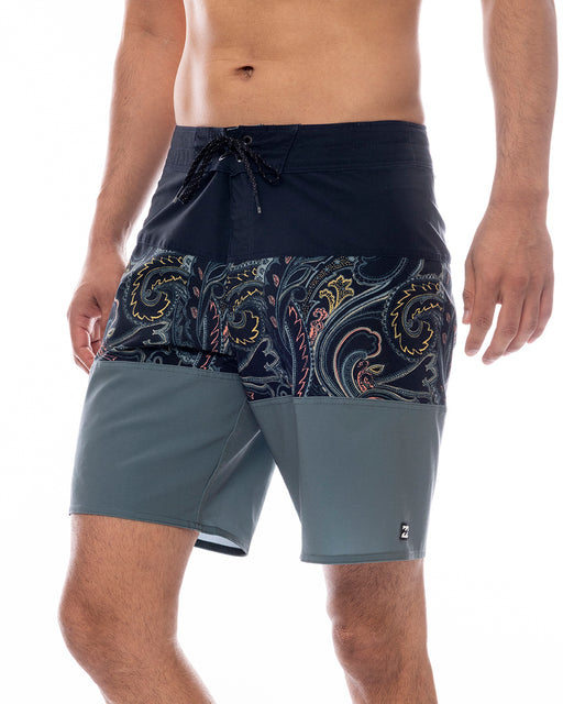 BILLABONG メンズ TRIBONG PRO ボードショーツ 【2025年春夏モデル】 DKA / 36