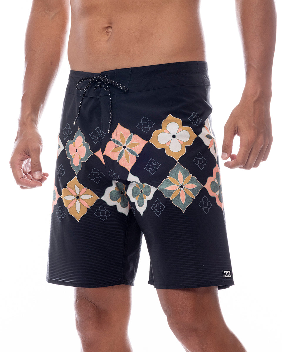 ディミット　ボードウェア上 OUTLET FAMILY SALE】BILLABONG メンズ 【LO TIDES】 D BAH LT