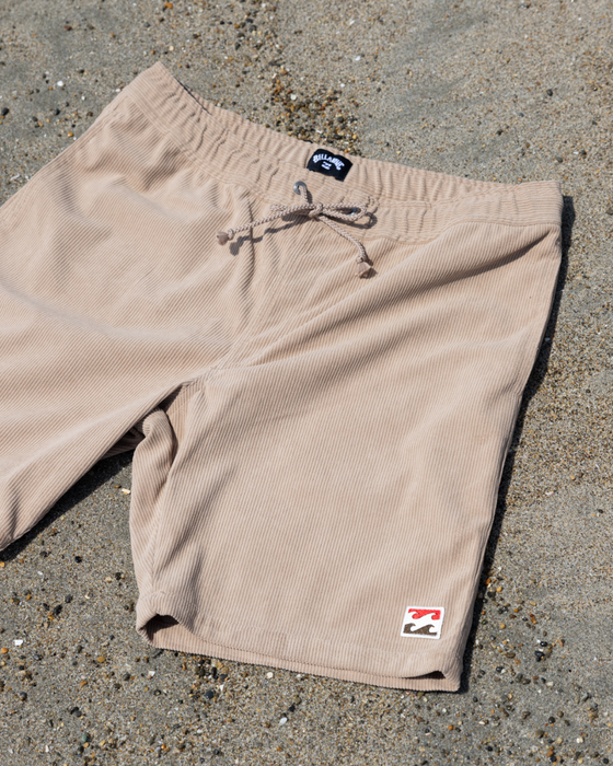 OUTLET】BILLABONG メンズ SUBMERSIBLE SHORTS コーデュロイ ショート OUTLET】BILLABONG メンズ SUBMERSIBLE SHORTS コーデュロイ ショート