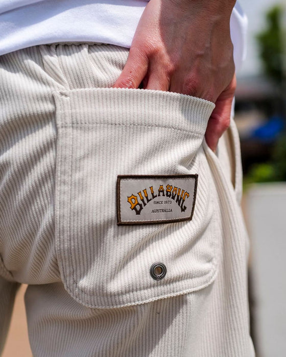 【OUTLET】BILLABONG メンズ SUBMERSIBLE SHORTS コーデュロイ ショートパンツ 【2025年春夏モデル】