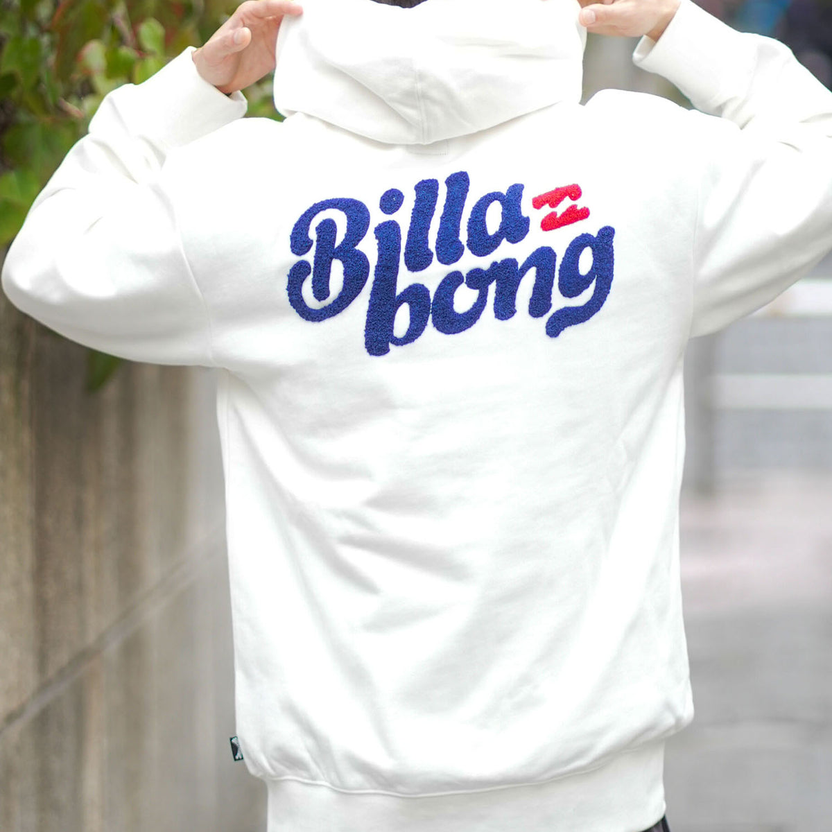 BF012011-