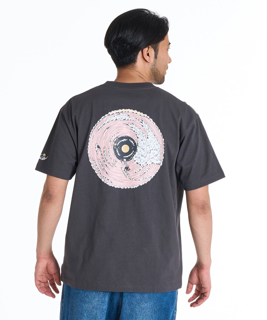 BILLABONG メンズ 【KENTRO YOSHIDA】WAVE MANDALA Tシャツ 【2025年
