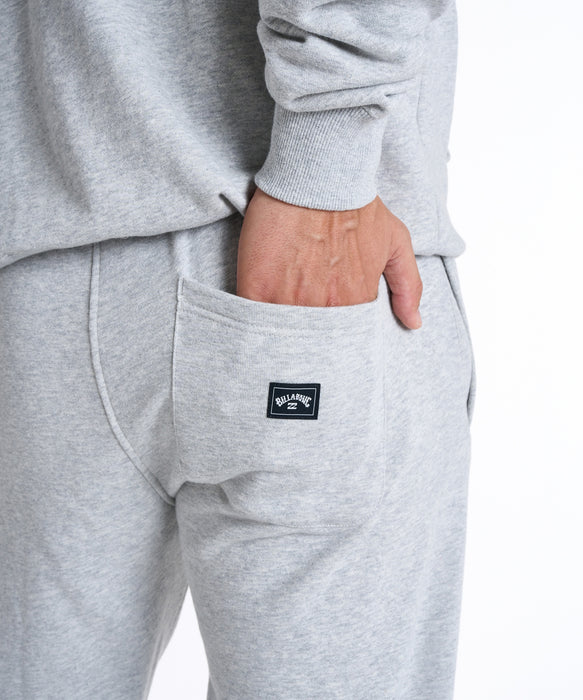 ビラボン スウェットパンツ BILLABONG メンズ EMBOSS LOGO PANT  スウェットボトムス BF012710 パンツ セットアップボトム BILLABONG メンズ EMBOSS LOGO PANT セットアップボトムス 【2025年