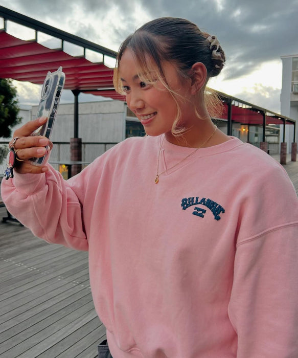 【SALE】BILLABONG レディース ARCH LOGO LOOSE CROP トレーナー 【LOOSE CROPPED】【2025年秋冬モデル】