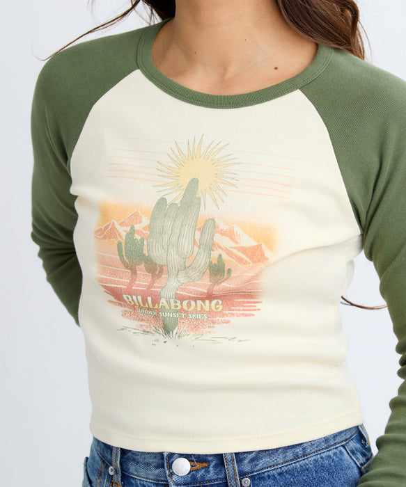 BILLABONG レディース GRAPHIC RAGLAN BABY  ロンＴ 【2025年秋冬モデル】 GNR0 / M